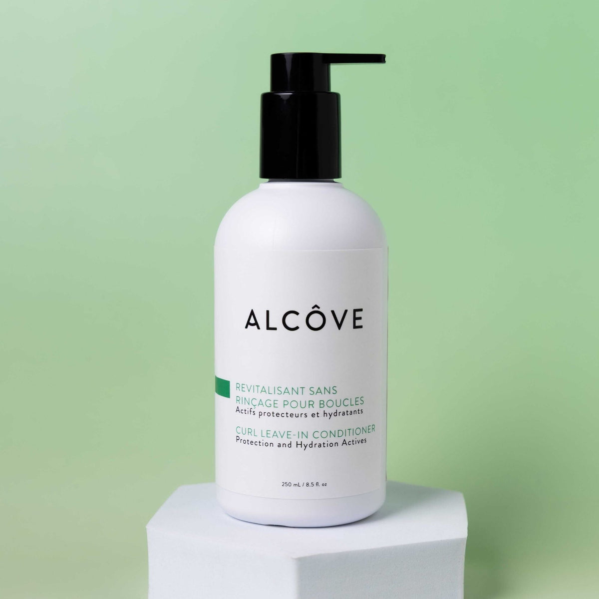 How to Stop Frizzy Hair: A Humidity-Proof Routine